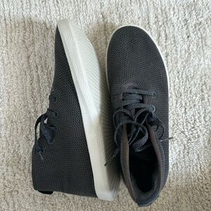 All Birds Men’s Wool Runner High Top Sneakers- Size 10 in Gray